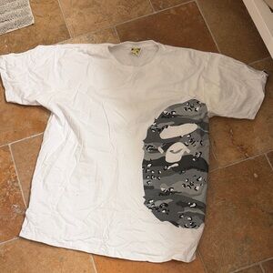 BAPE White T-Shirt with Gray Camo Ape Head fits xl